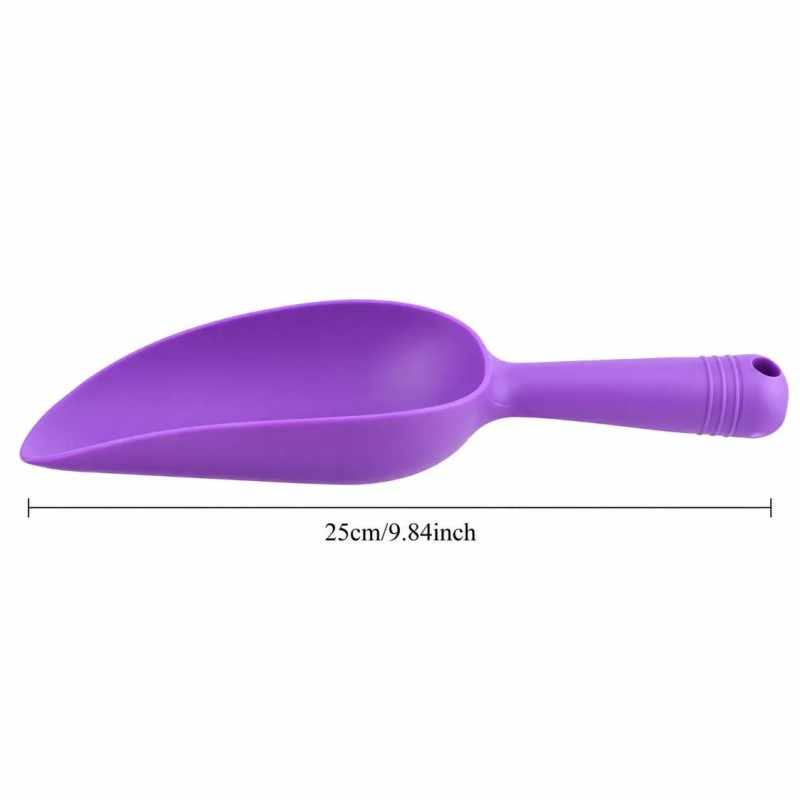 Plastic Feed Scoop for Easy Feeding