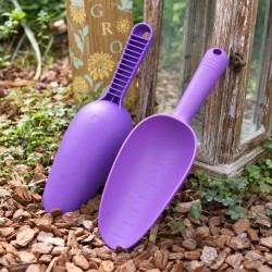 Plastic Feed Scoop for Easy Feeding